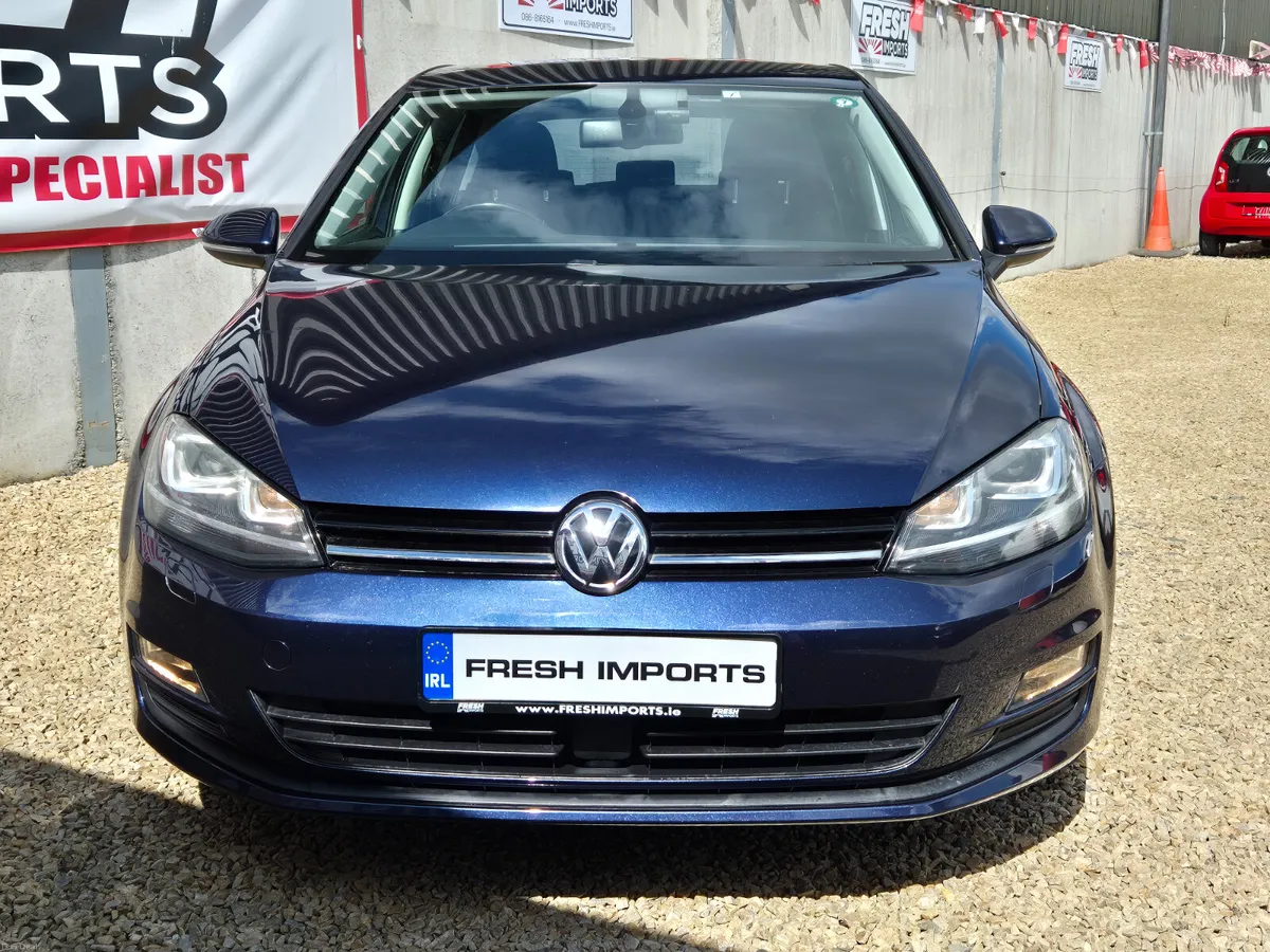 VOLKSWAGEN GOLF auto(low km) - Image 3