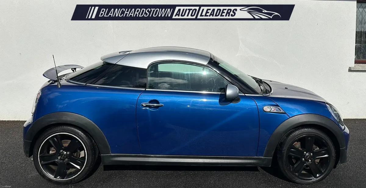 MINI COOPER 2.0 SD 140 BHP SAT NAV LEATHER - Image 2