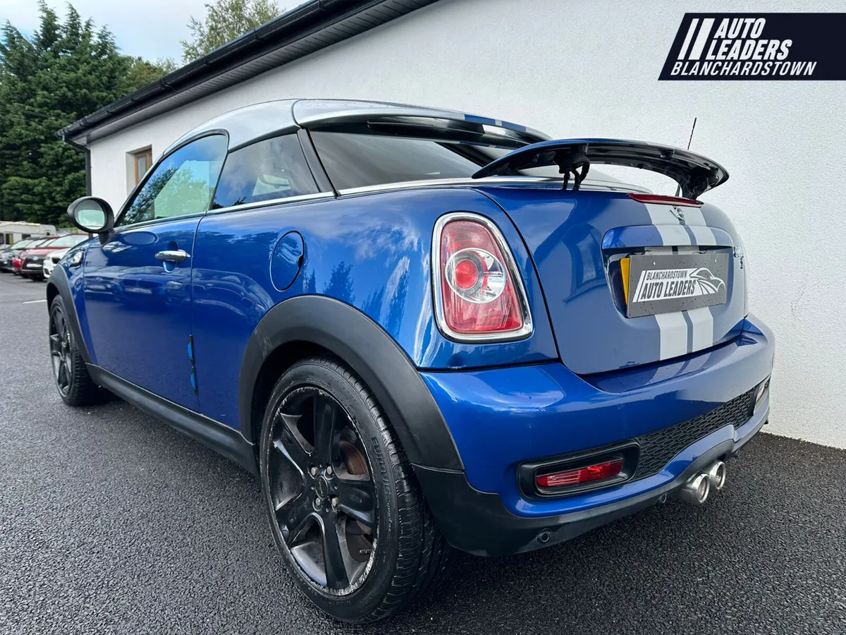 MINI COOPER 2.0 SD 140 BHP SAT NAV LEATHER - Image 4