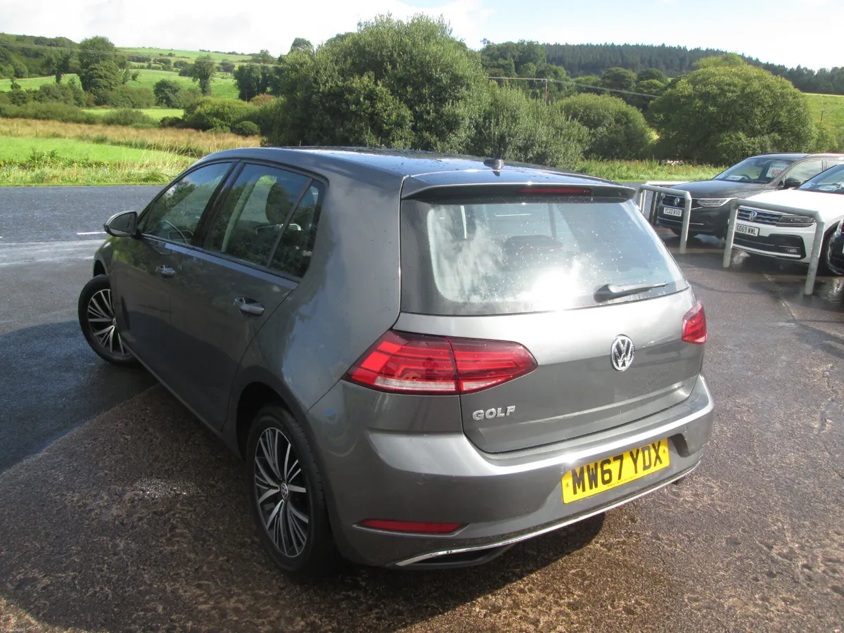 2018  VOLKSWAGEN  GOLF  AUTOMATIC  2.0  TDI  SE - Image 5
