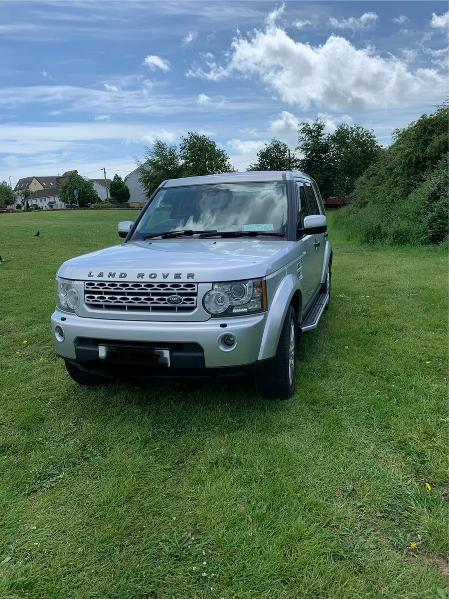 Land Rover Discovery 4 Crew Cab - Image 3