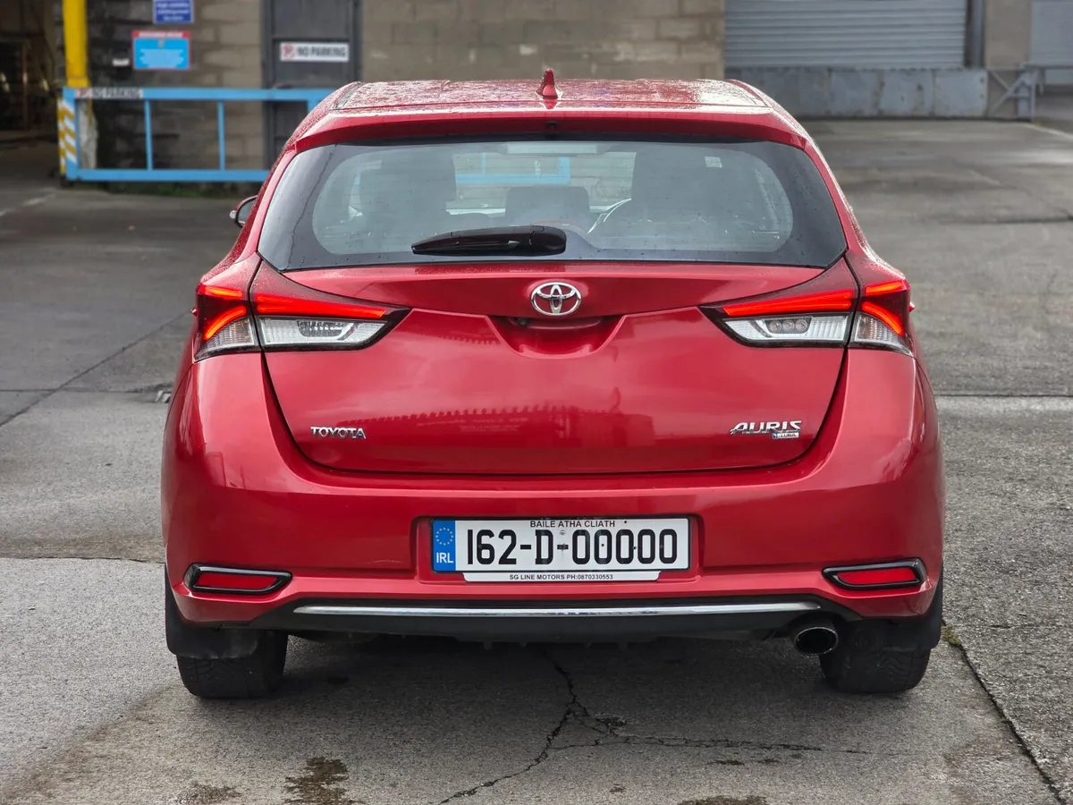 Toyota Auris 1.2T 5DR LUNA 4DR - Image 3