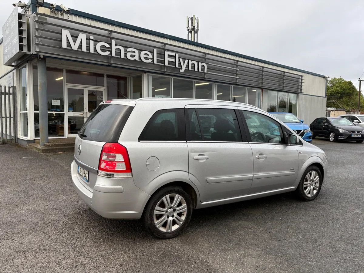 Vauxhall Zafira Design 1.7CDTi Low miles 2013 - Image 1