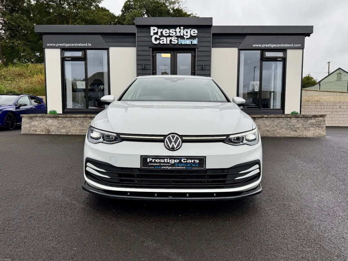 212 VOLKSWAGEN GOLF 2.0TDI STYLE AUTO,BODY KIT,FSH - Image 2