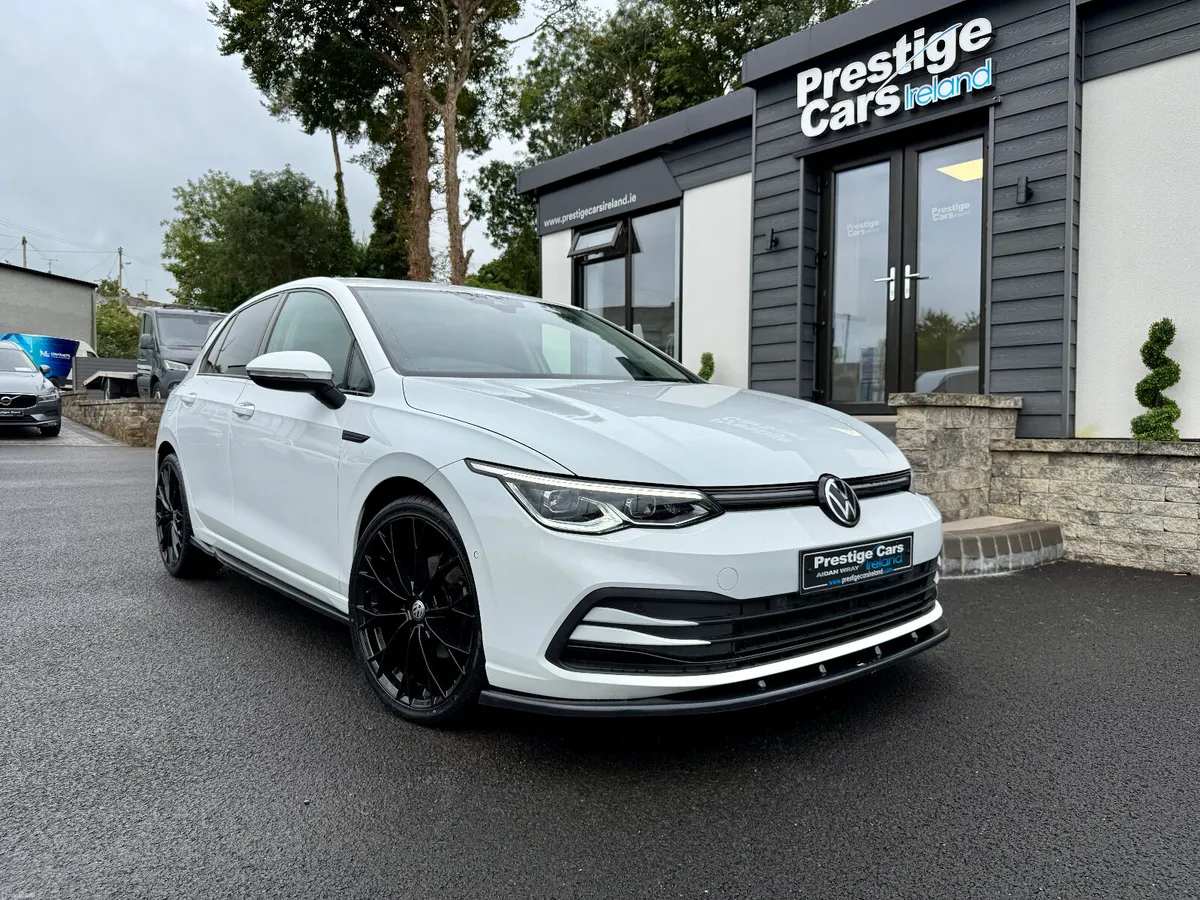 212 VOLKSWAGEN GOLF 2.0TDI STYLE AUTO,BODY KIT,FSH - Image 3