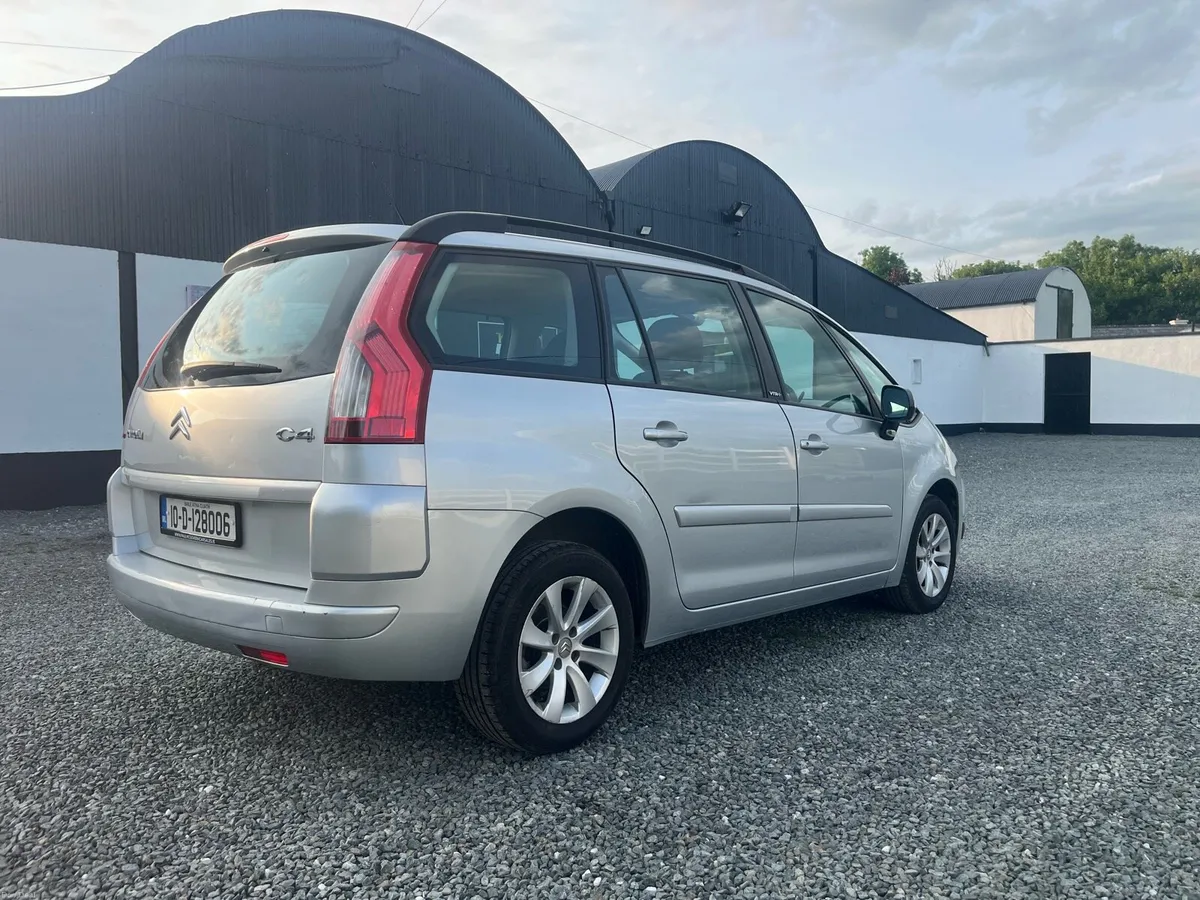 Citroen C4 Grand Picasso 7-seater Automatic - Image 4