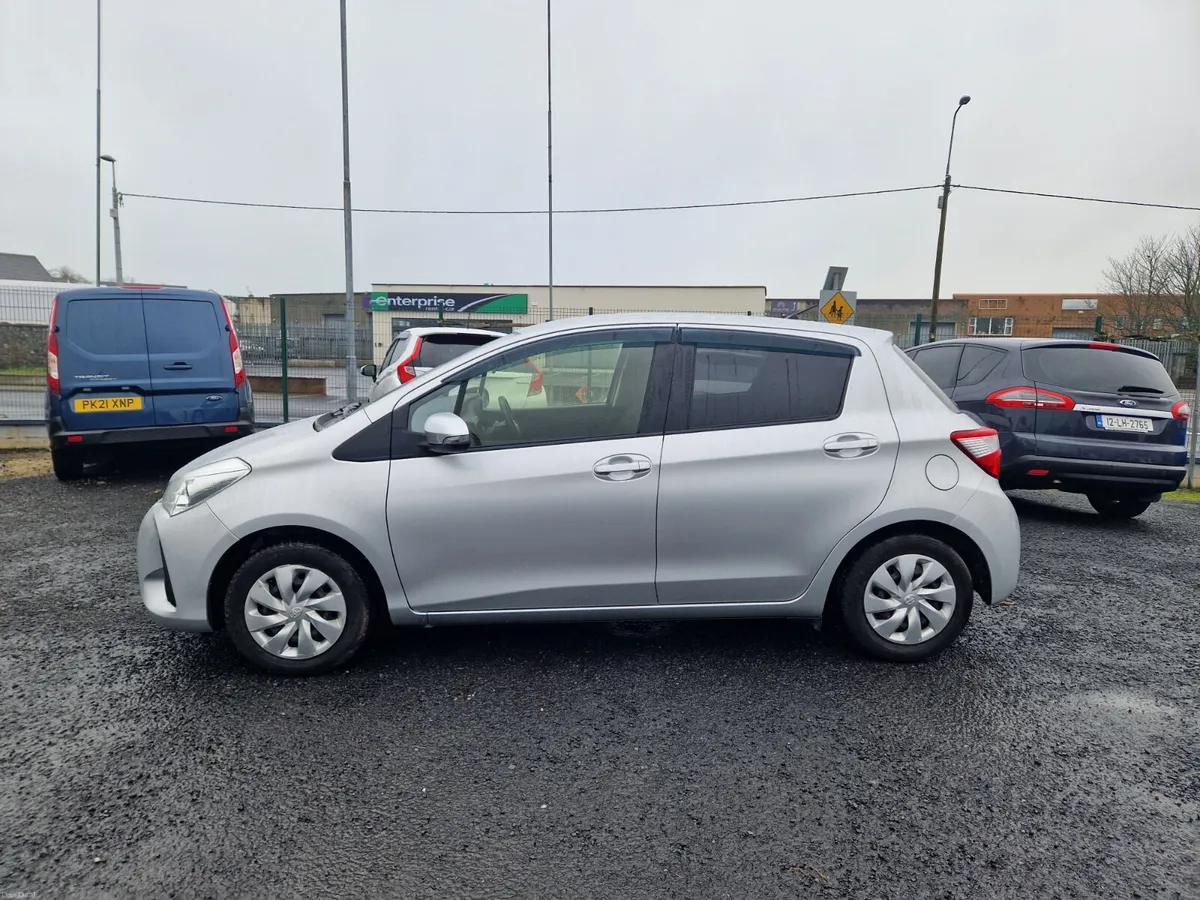 181 Toyota Yaris /Vitz 1.3 Automatic - Image 2