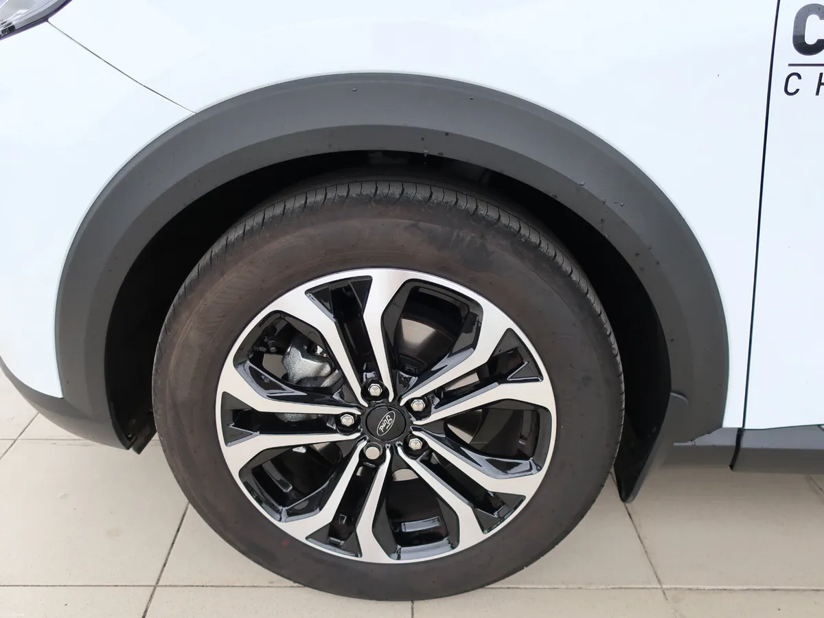 2025 FORD PUMA 1.0T TITANIUM mHEV 125PS - Image 4