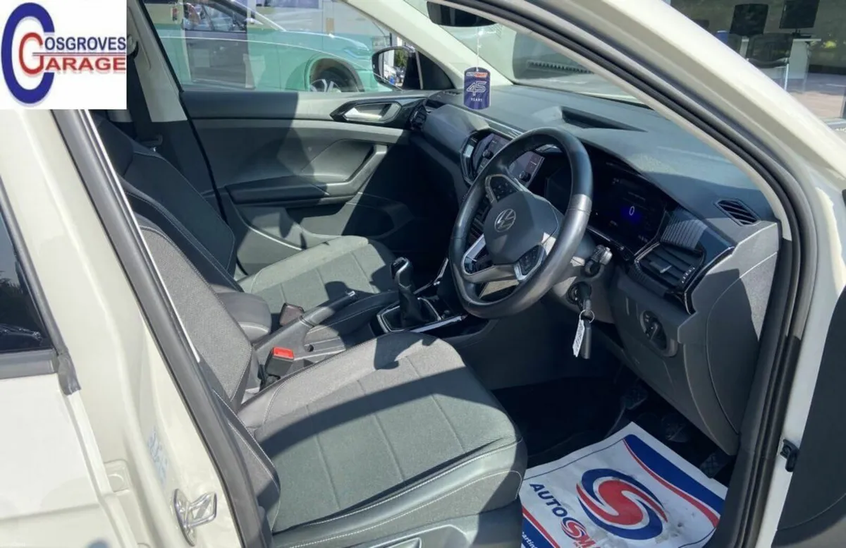 Volkswagen T-Cross 2023 - Image 3