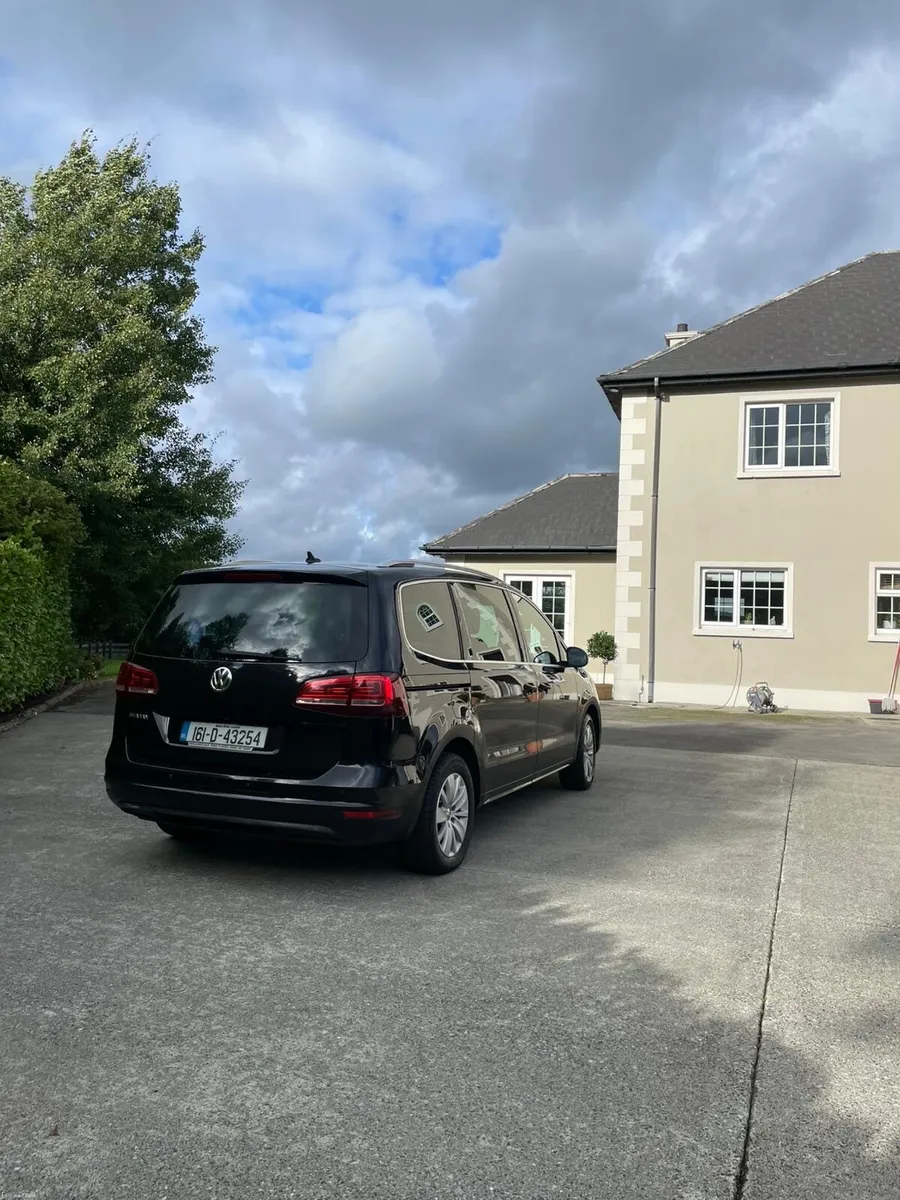 Volkswagen Sharan 2016 - Image 2