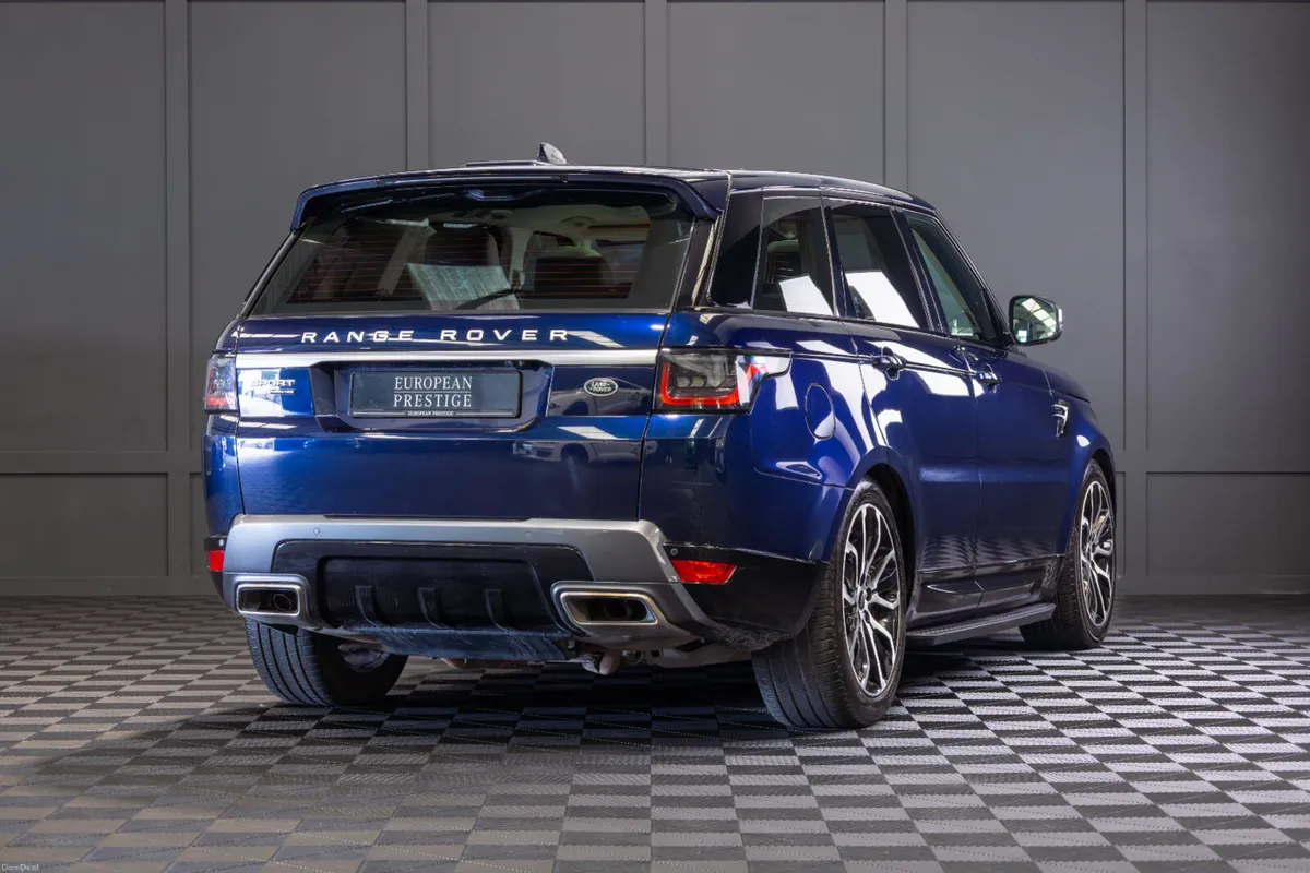 202 Range Rover Sport P400e HSE *Pan Roof - Image 3