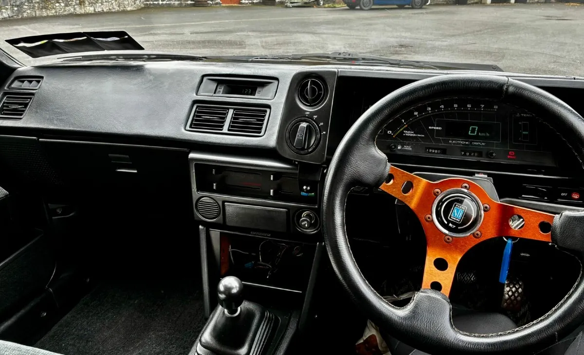Toyota Corolla Levin AE86 - Image 6