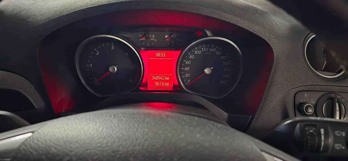 Ford Galaxy 2012 - Image 2