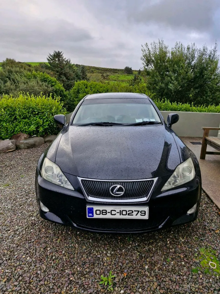Lexus IS250 - Image 2