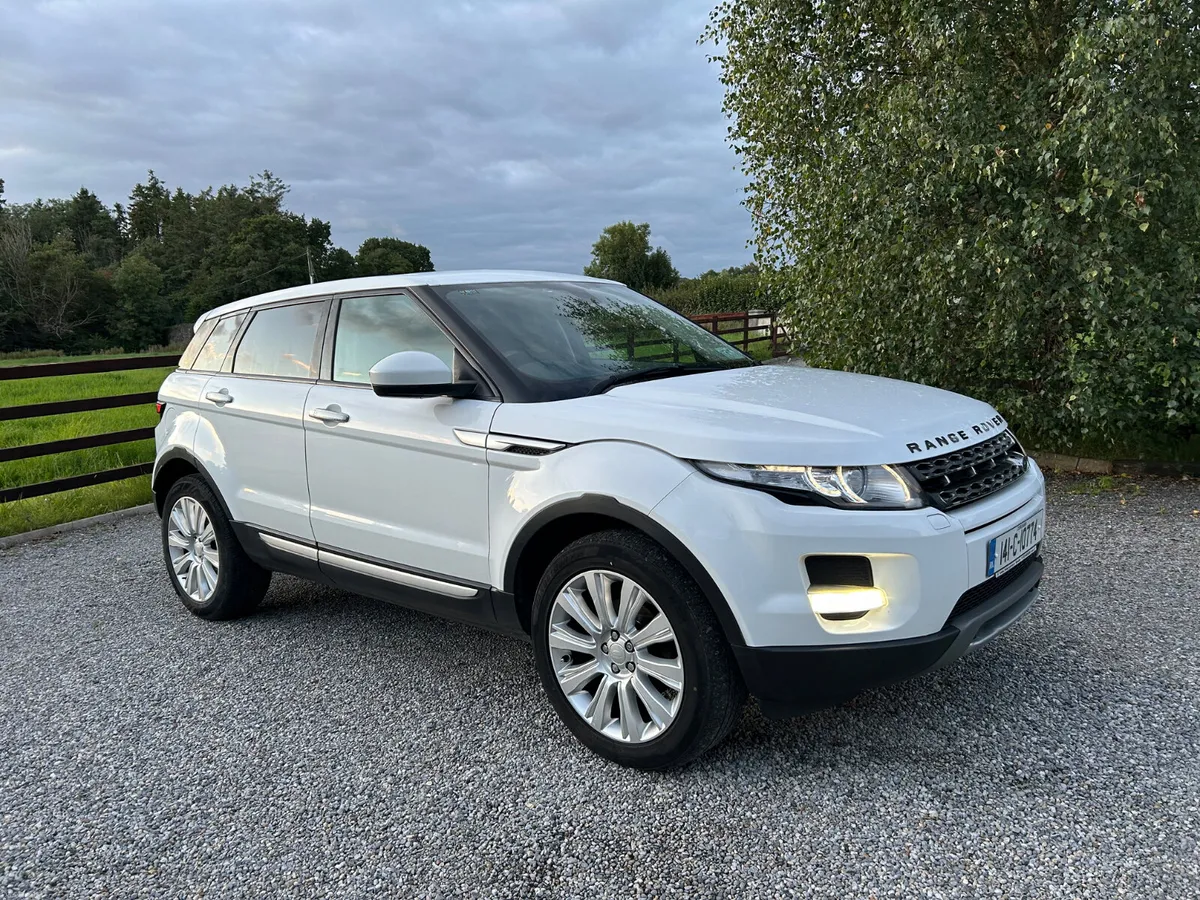 Range Rover Evoque 2.2 TD4 - Image 1