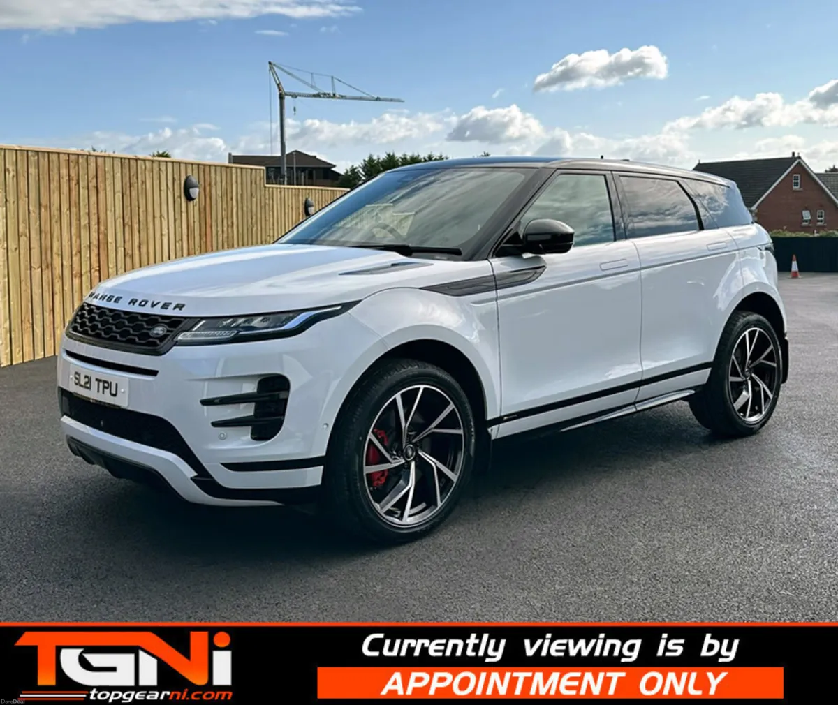 2021Range Rover Evoque 2.0 D200 R-Dynamic S - Image 4