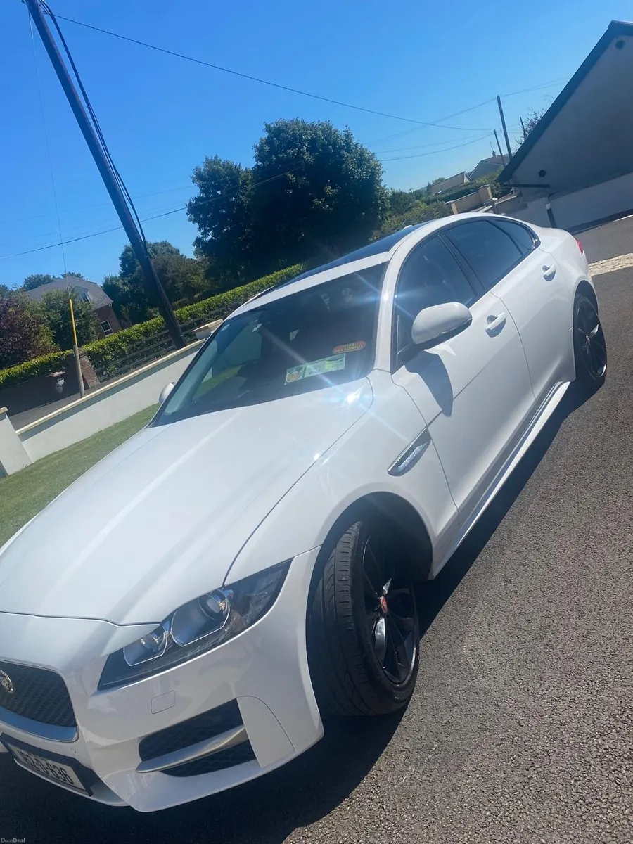 Jaguar XF R Sport - Image 2