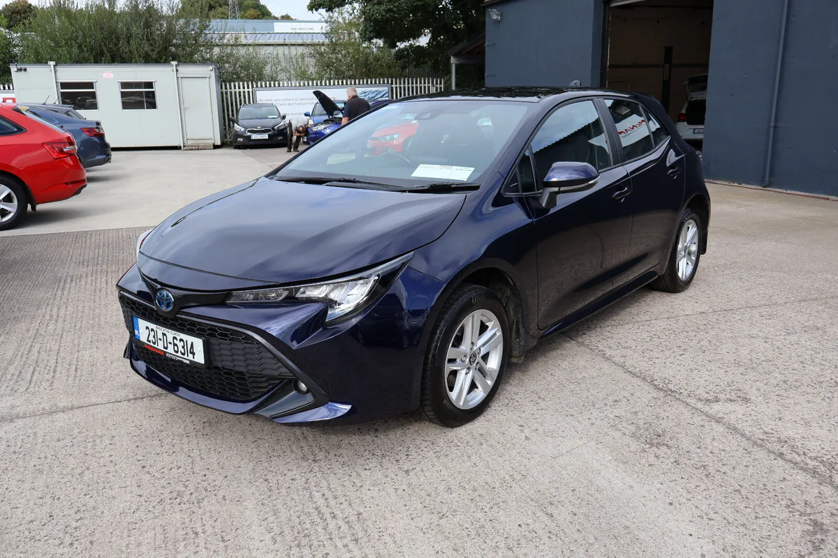 Toyota Corolla 5dr Hybrid Auto Exceptional Value! - Image 4