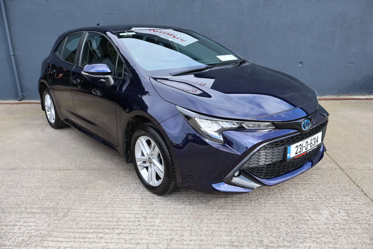 Toyota Corolla 5dr Hybrid Auto Exceptional Value! - Image 3