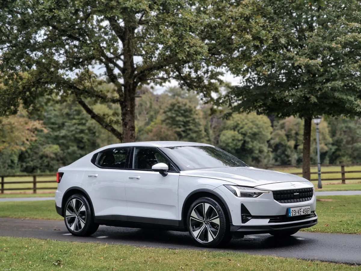 Polestar 2 2023 **LONG RANGE** - Image 4