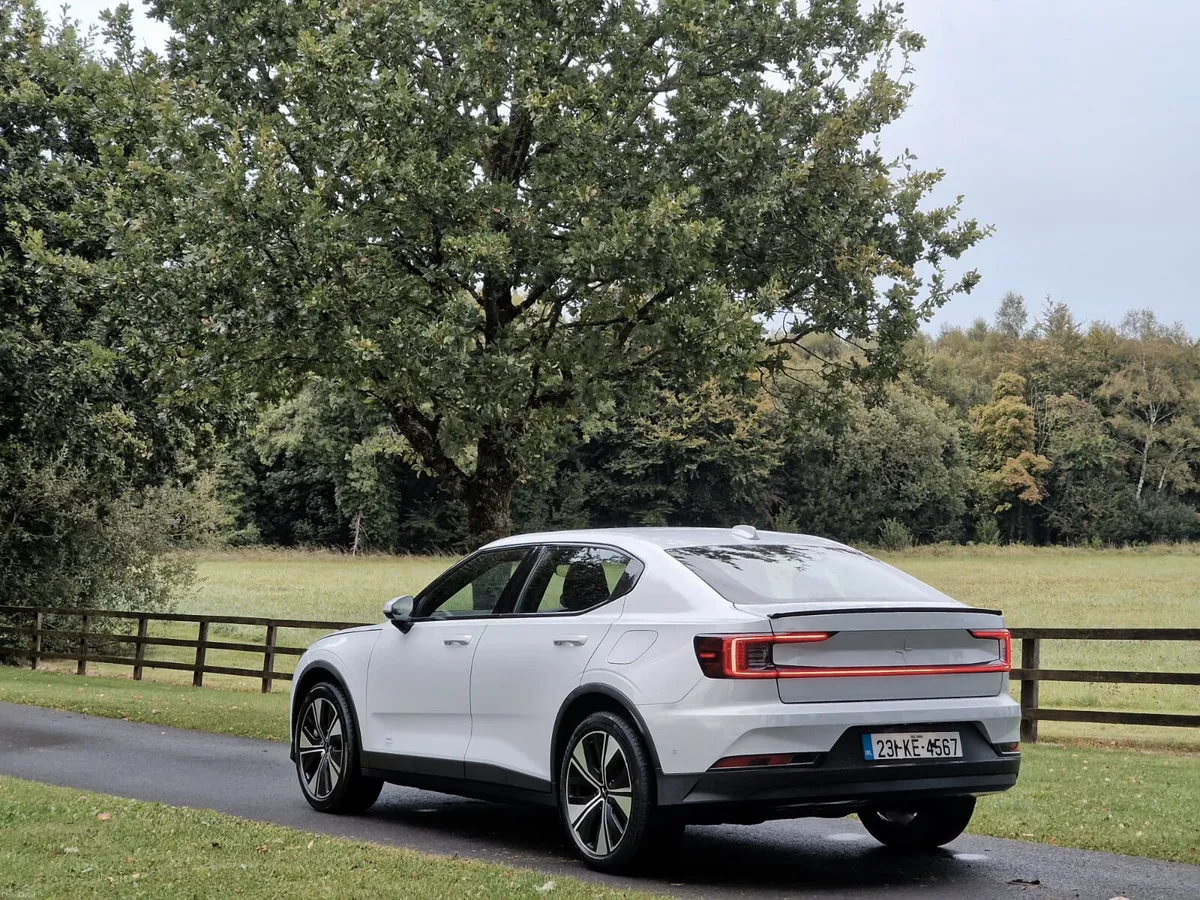 Polestar 2 2023 **LONG RANGE** - Image 3