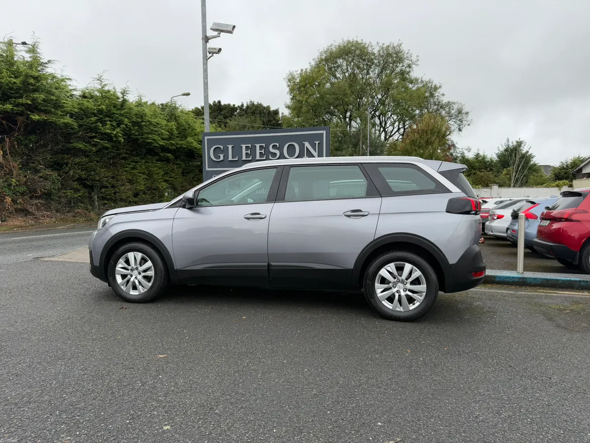 172 Peugeot 5008 1.6 HDi - 7 Seater - Image 2