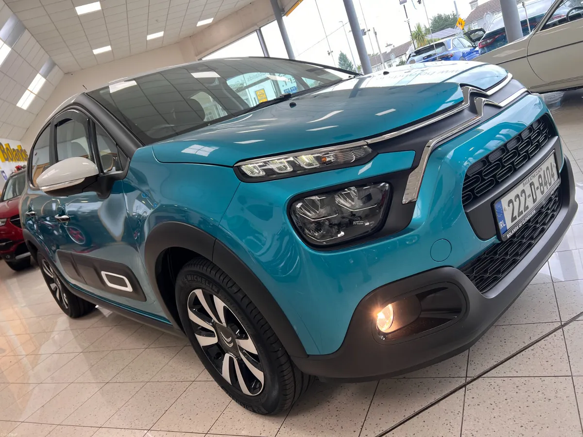 **Only 10,700 Mls / 17,000 Kms FEEL EXCLUSIVE PURE - Image 1