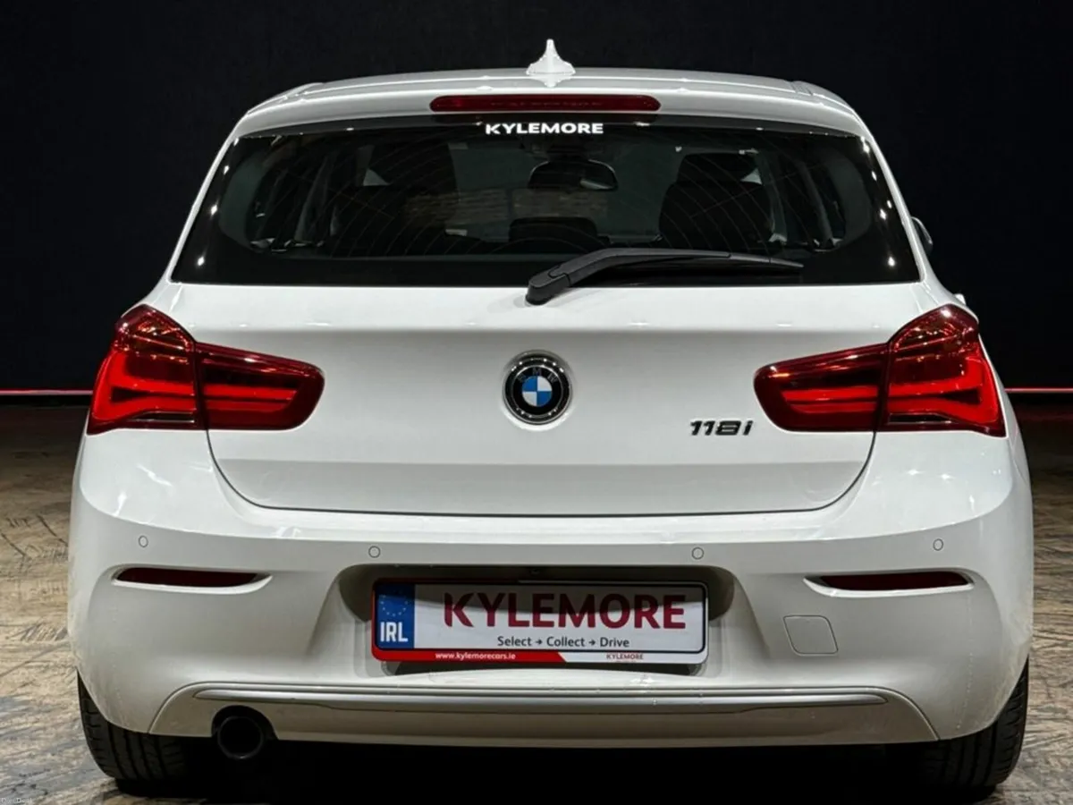 BMW 1-Series 1.5 - 118 STYLE EDITION - ALLOY WHEEL - Image 4