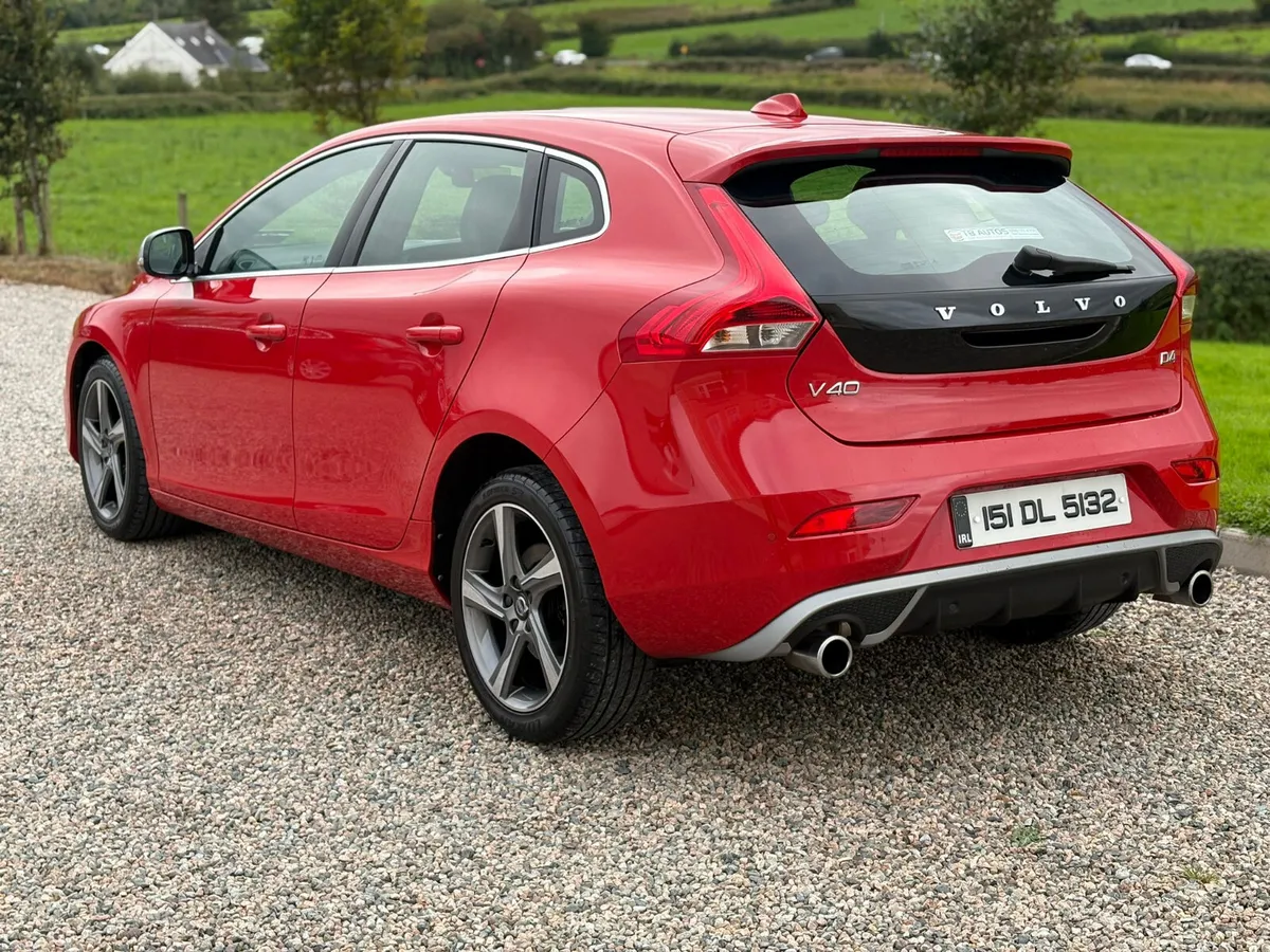 151 Volvo V40 2.0 D4 R Design - Image 3