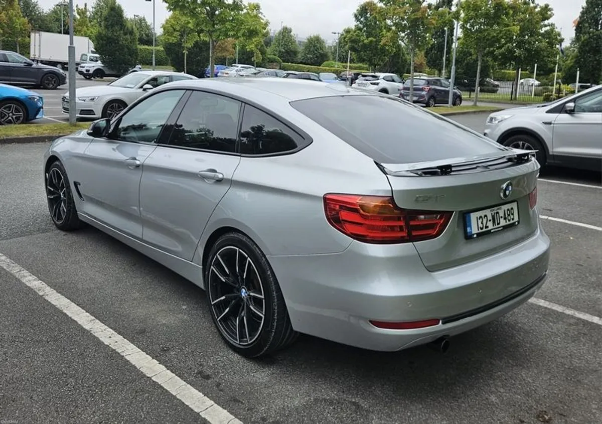 Bmw 3 series GT 320 - Image 3