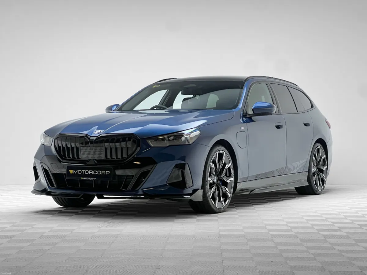 BMW 5-Series 530E M SPORT PRO TOURING - Image 3