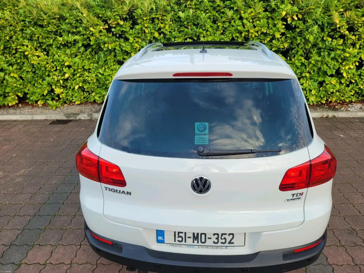 VW Tiguan 2ltr tdi Sportline (pan roof,1 owner) - Image 5