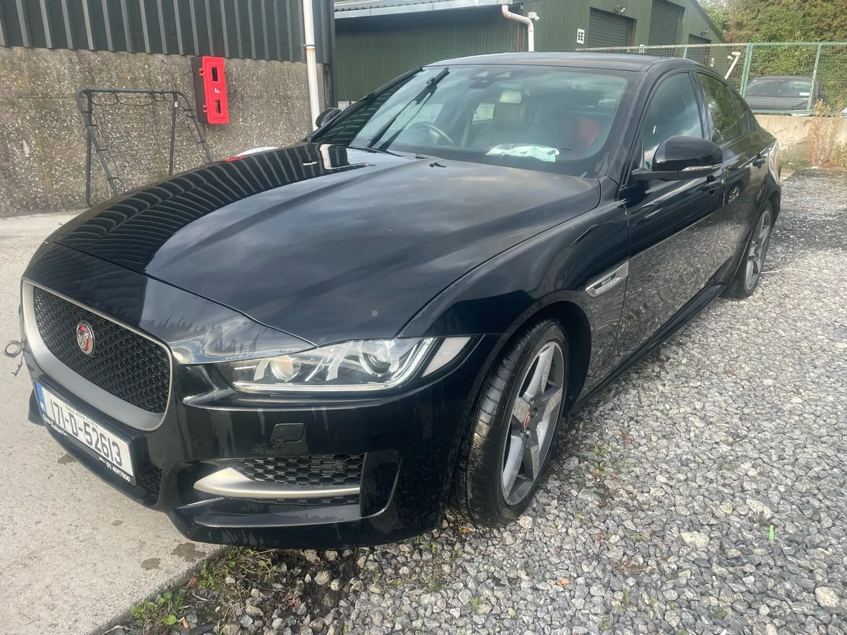JAGUAR XE 2.0 R SPORT - 2017 - Image 2