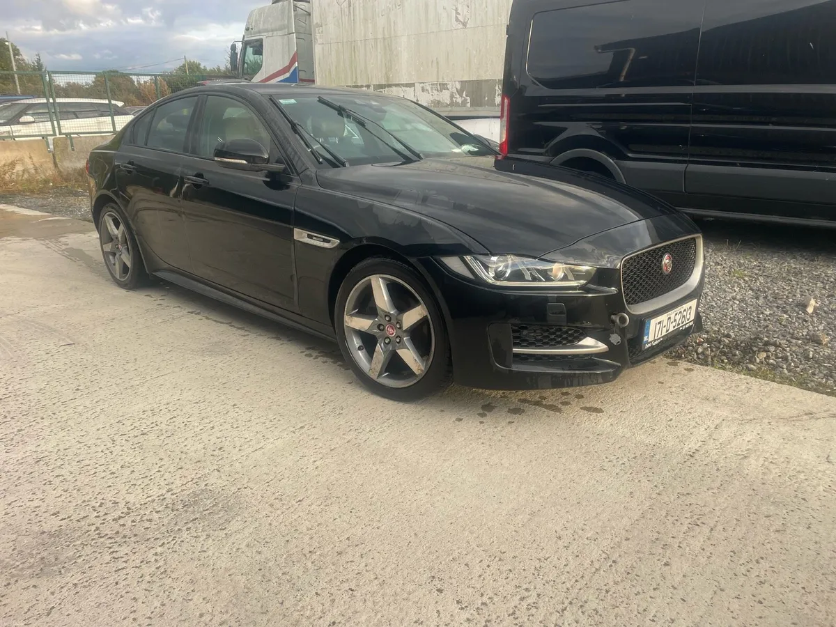 JAGUAR XE 2.0 R SPORT - 2017 - Image 3