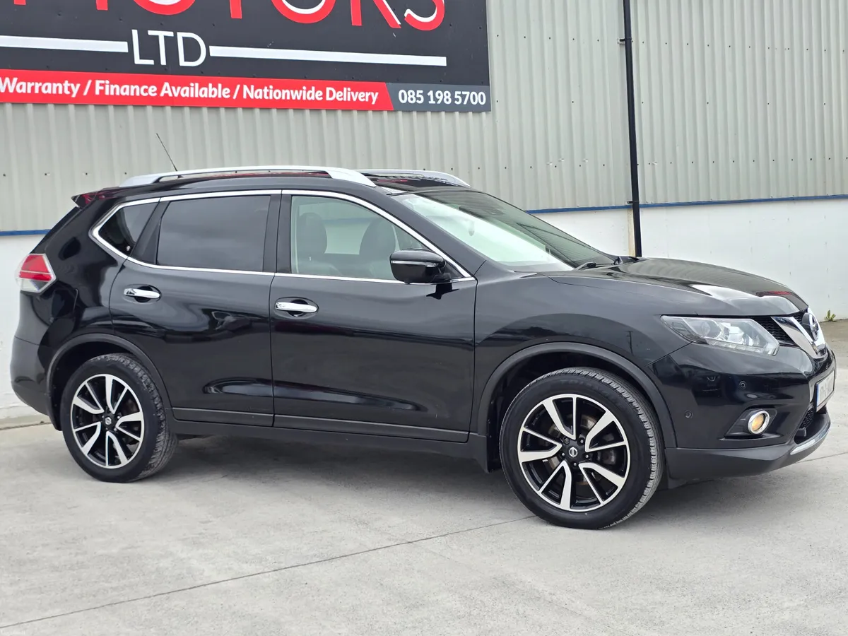 Nissan X-Trail 2017 SVE 7 SEATER TOP SPEC FULL LEA - Image 3