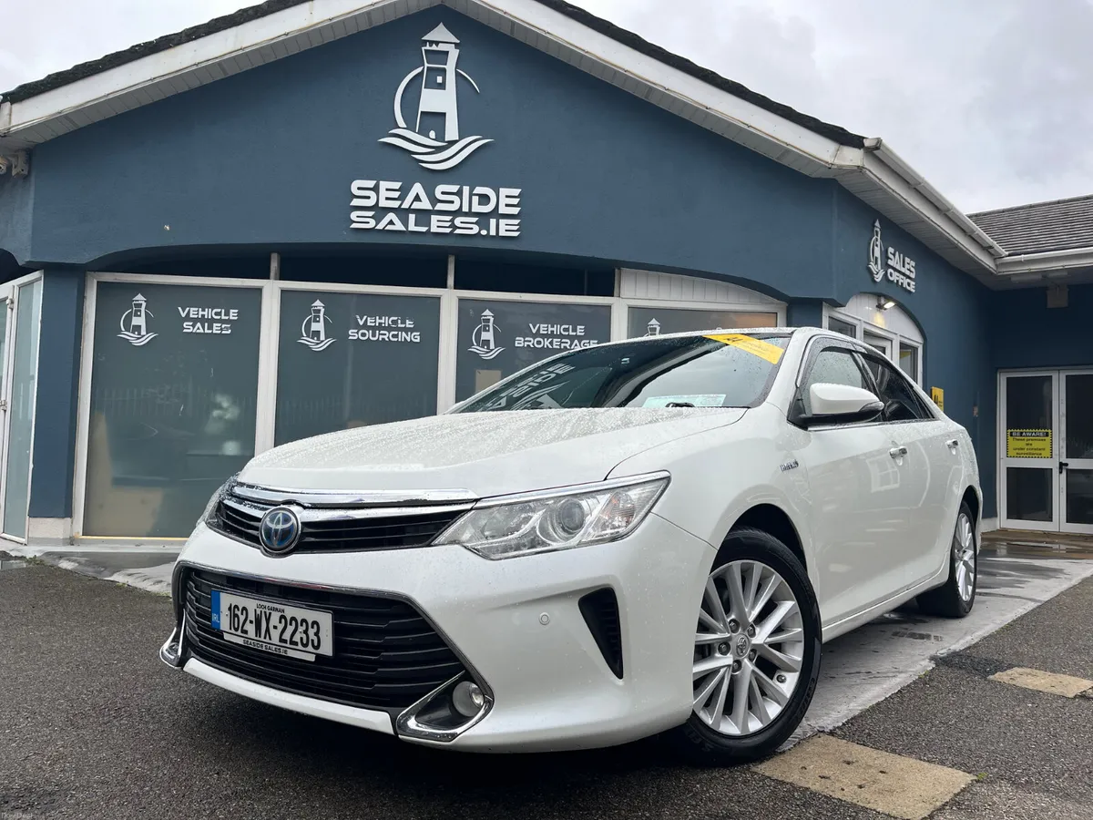 162 Toyota Camry Hybrid Stunning - Image 1