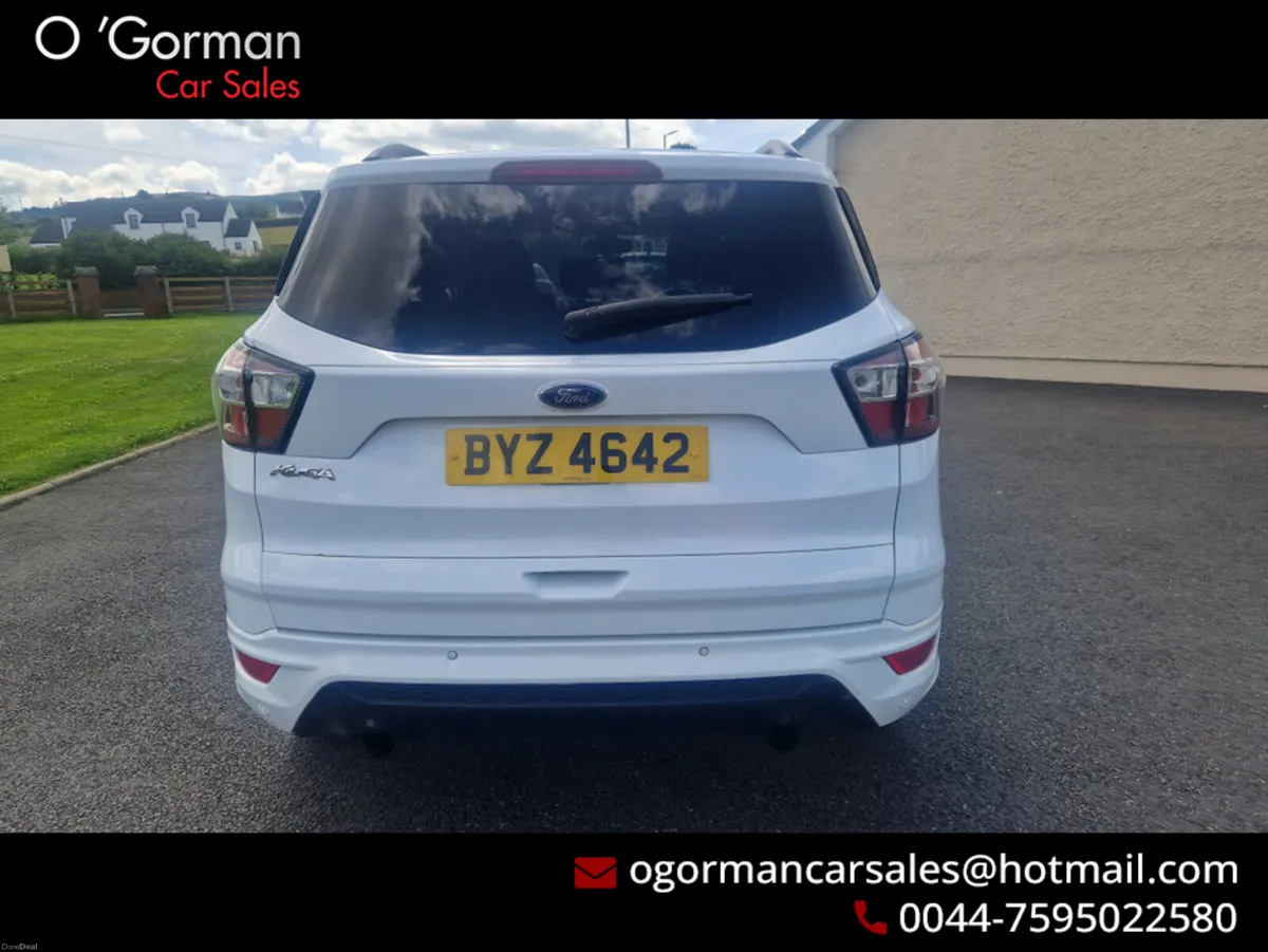 Ford Kuga BEAUTIFUL EXAMPLE, HIGH SPEC - Image 2