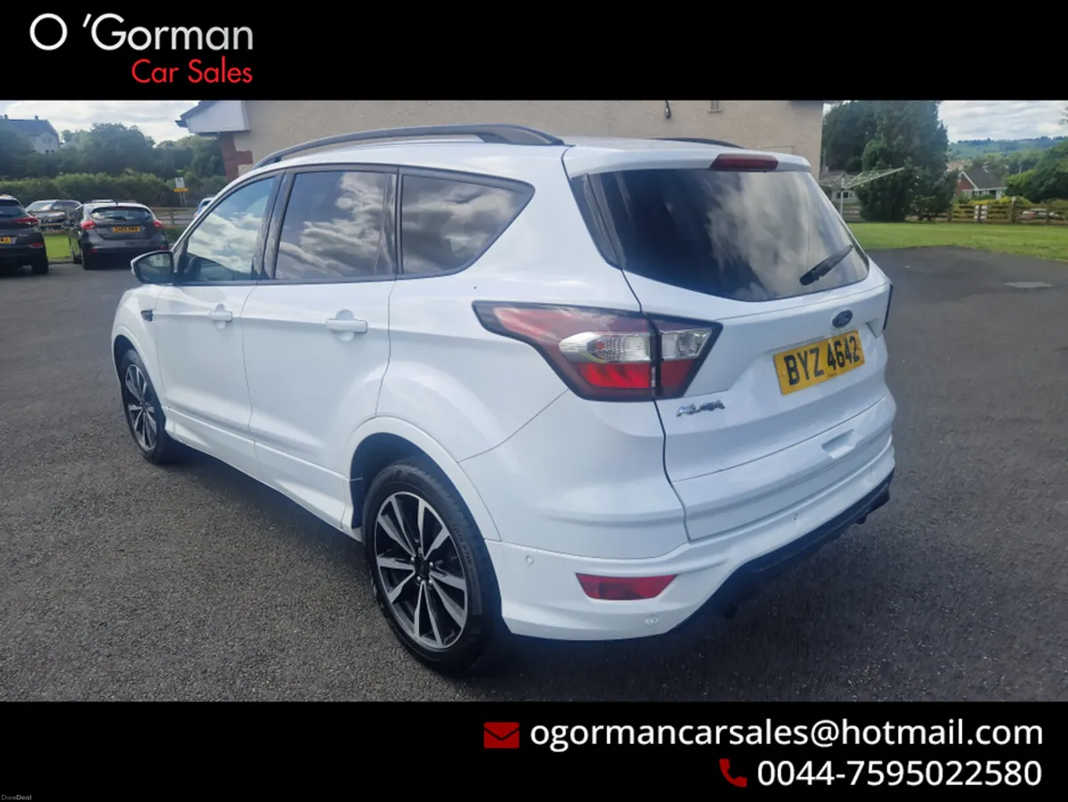 Ford Kuga BEAUTIFUL EXAMPLE, HIGH SPEC - Image 3
