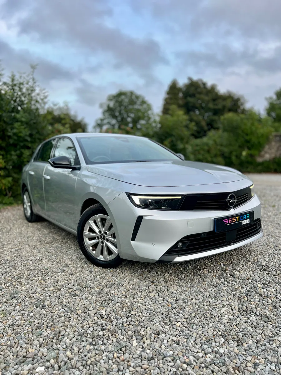 2024 Opel Astra SC 1.5 Turbo D 130PS 8 Speed Auto - Image 1