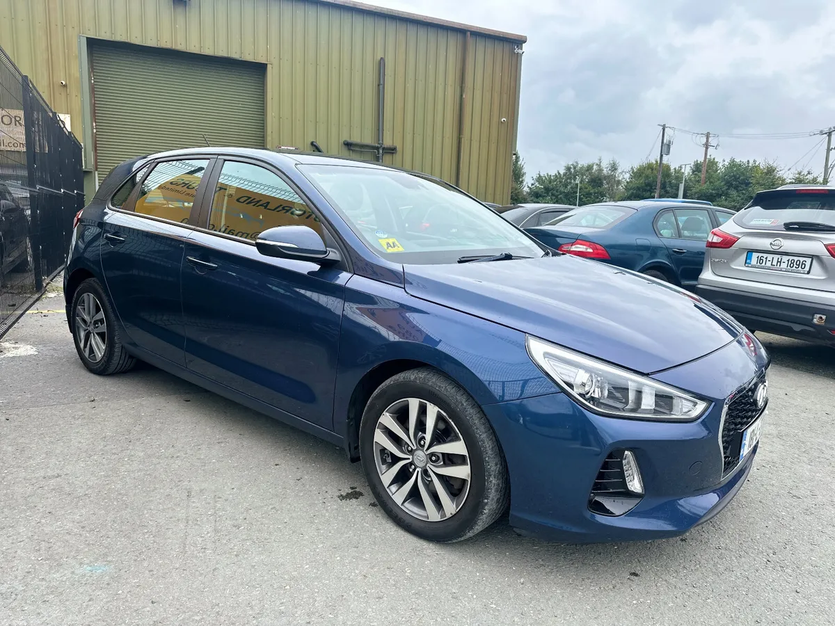 Hyundai i30 2018 Diesel Automatic - Image 3