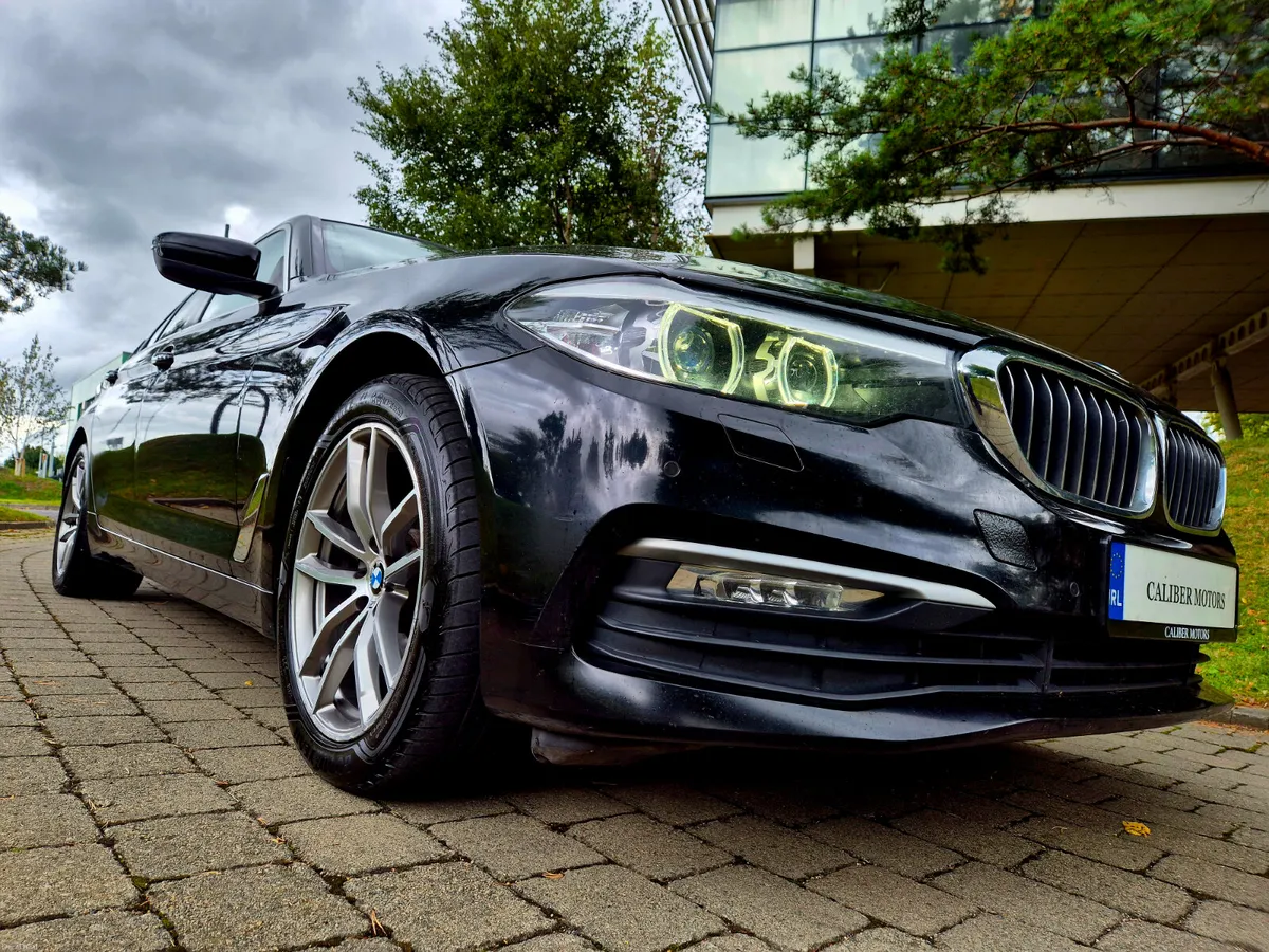 172 BMW G30 520D XDRIVE LUXURY AUTO - Image 2