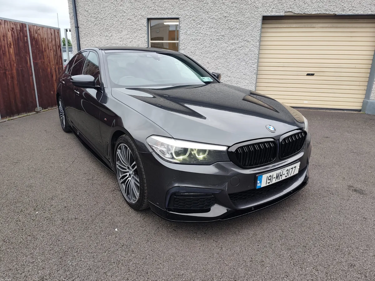 BMW 520D M sport M performance full bmw history - Image 3