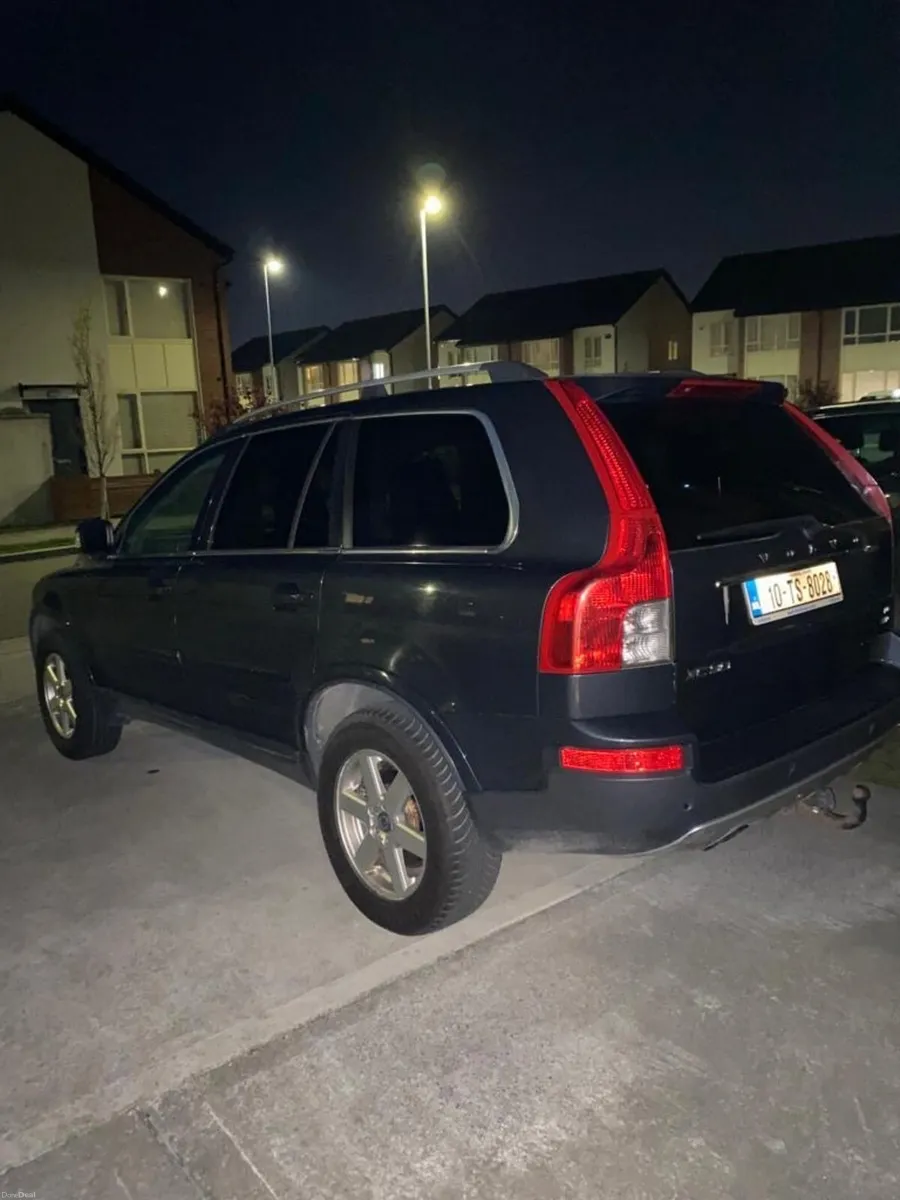 Volvo XC90 2010 - Image 4
