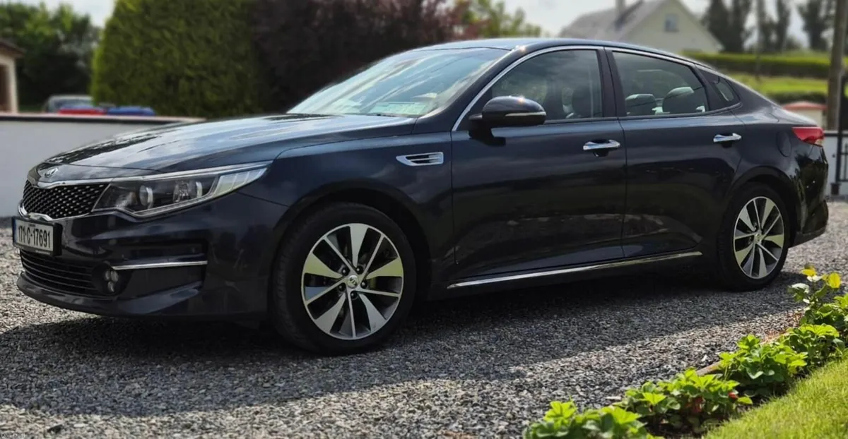 Kia Optima 2017 - Image 1