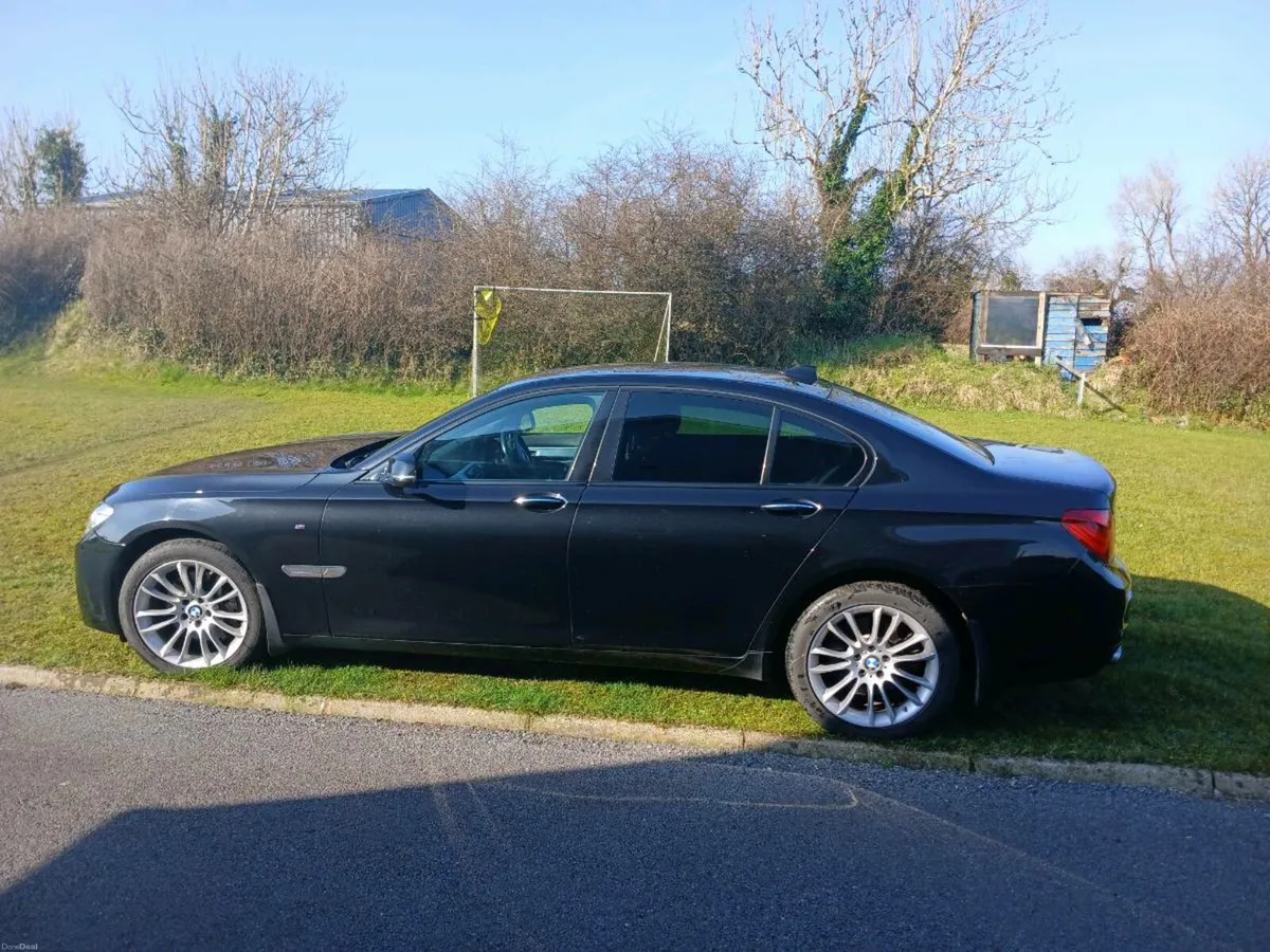 BMW 730D M-SPORT LOW MILAGE - Image 5