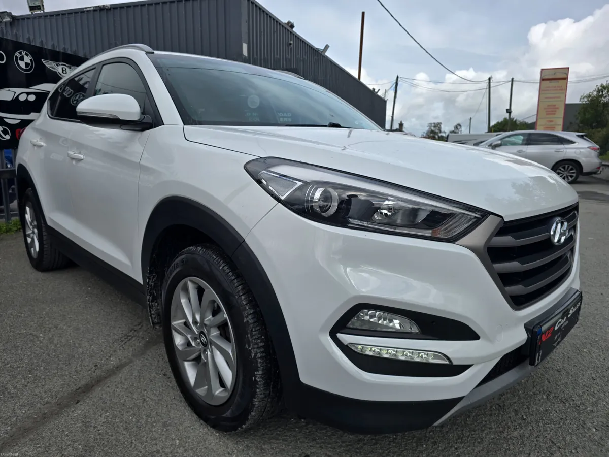 171 Hyundai Tucson 1.7d Executive,LOW MILES,NEW NC - Image 2