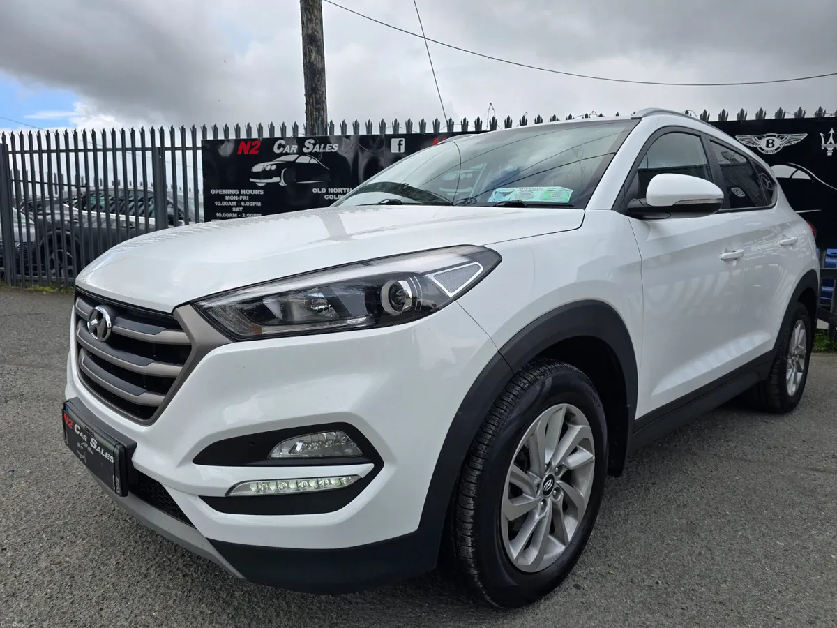 171 Hyundai Tucson 1.7d Executive,LOW MILES,NEW NC - Image 4