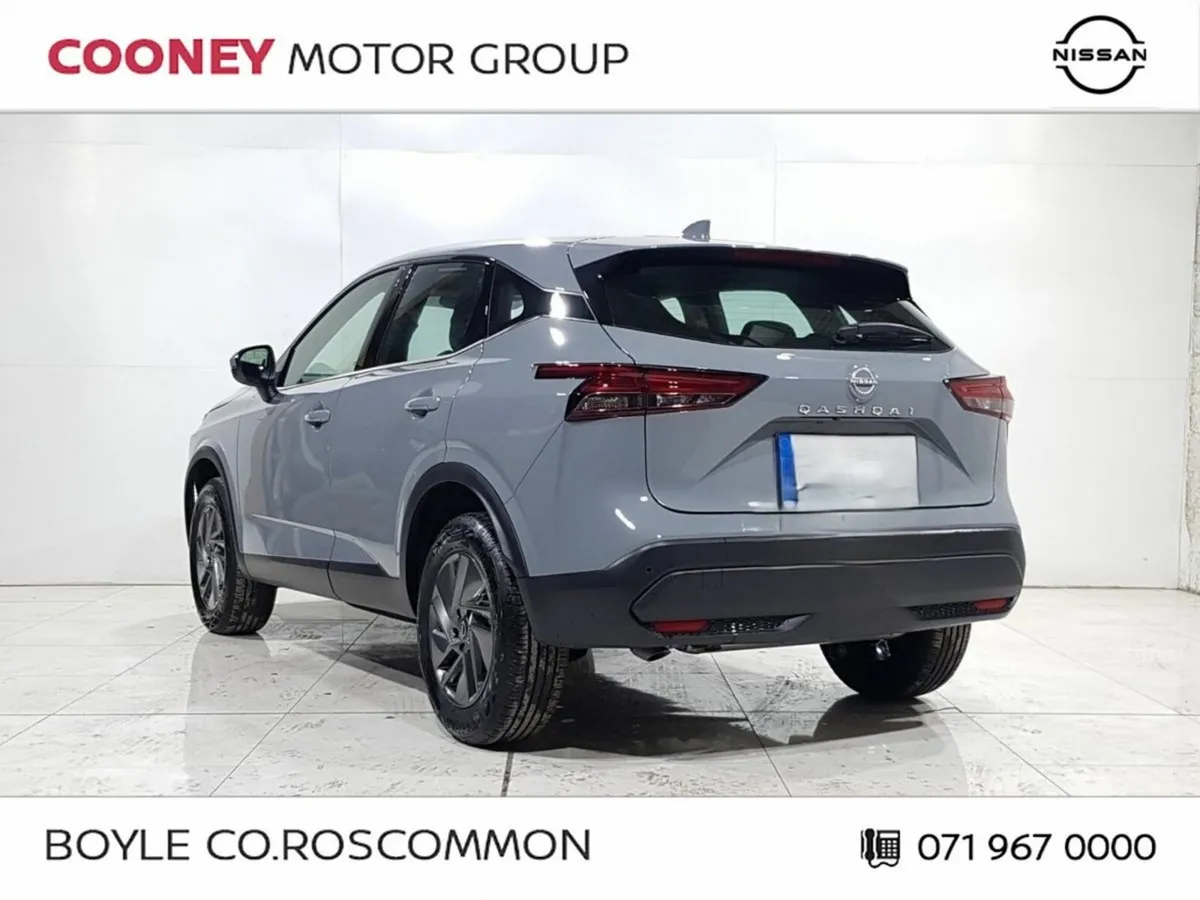 Nissan Qashqai 1.3 PET MILD HYBRID SV CLEARNESS MA - Image 3