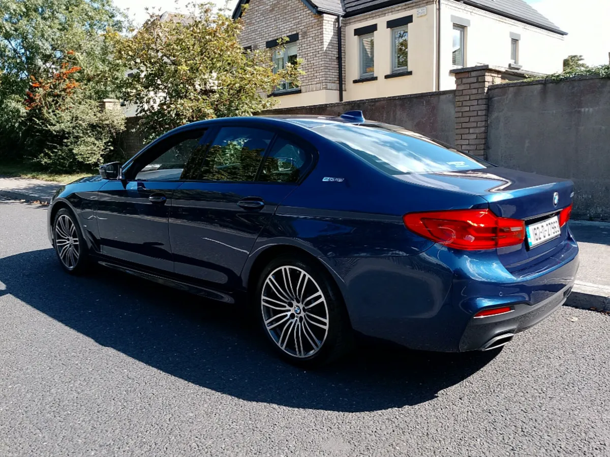 BMW 5-Series E G30 M Sport 4DR Auto - Image 4