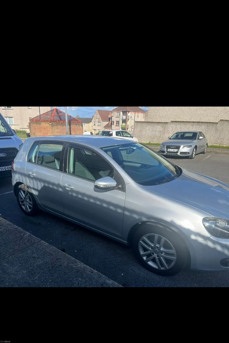 Volkswagen Golf 2010 - Image 1